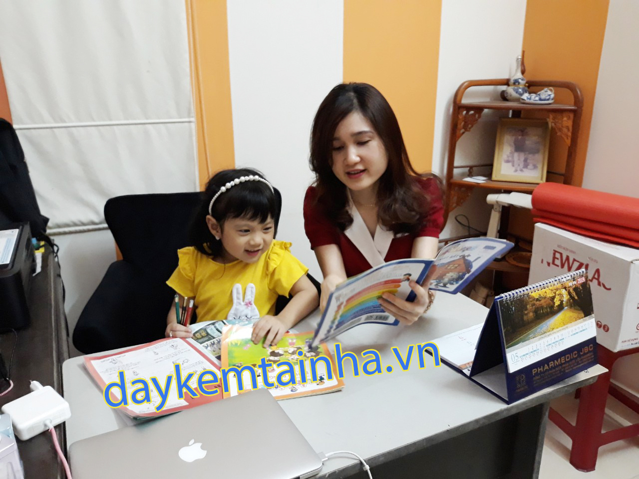 Dạy k&egrave;m tiểu học 